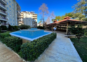 3+1 Wohnung mit separater Küche im Zentrum von Alanya