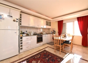 Große Wohnung in der ersten Zeile