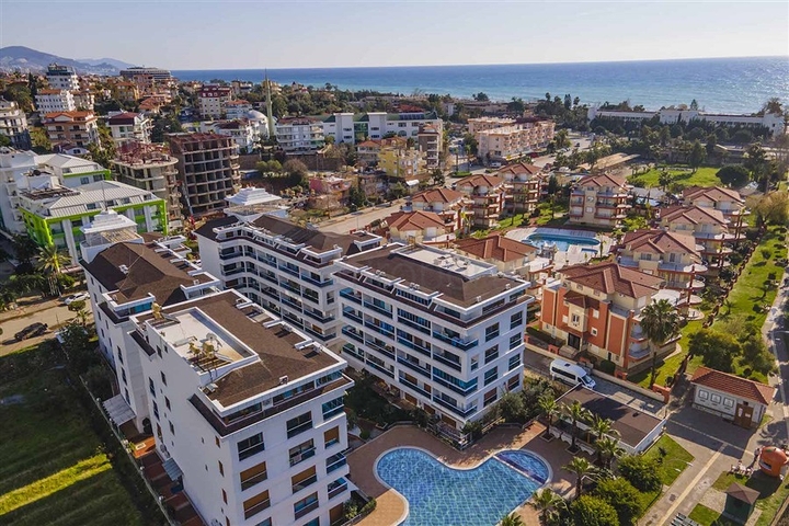 Geräumiges Penthouse vom Eigentümer mit 2+1 Grundriss im Stadtteil Kestel