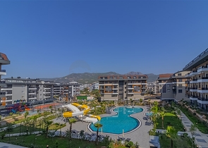 Neuer Komplex 1500 Meter vom Meer entfernt im Bezirk Oba