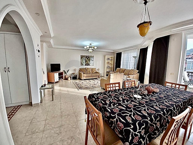 Wohnung im Zentrum von Alanya mit der Möglichkeit, eine Aufenthaltserlaubnis zu erhalten Wohnung im Zentrum von Alanya mit der Möglichkeit, eine Aufenthaltserlaubnis zu erhalten