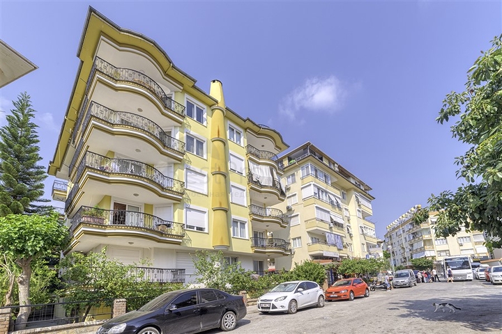 Wohnung im Zentrum von Alanya mit der Möglichkeit, eine Aufenthaltserlaubnis zu erhalten Wohnung im Zentrum von Alanya mit der Möglichkeit, eine Aufenthaltserlaubnis zu erhalten