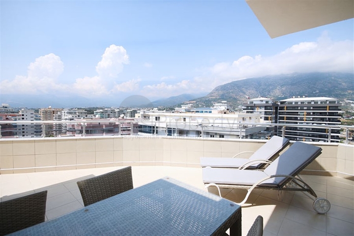 Geräumiges Penthouse in Mahmutlar