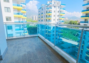 1+1 Wohnung in einem neuen Komplex im Stadtteil Mahmutlar