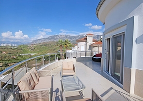 Villa mit Panoramablick auf das Meer