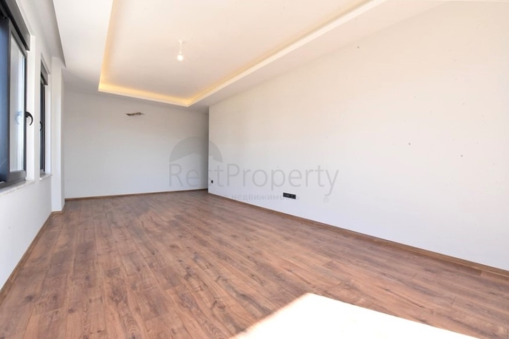 Geräumige 3+1-Wohnung für eine große Familie in der Nähe von Oba 