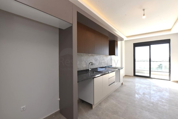 Geräumige 3+1-Wohnung für eine große Familie in der Nähe von Oba 