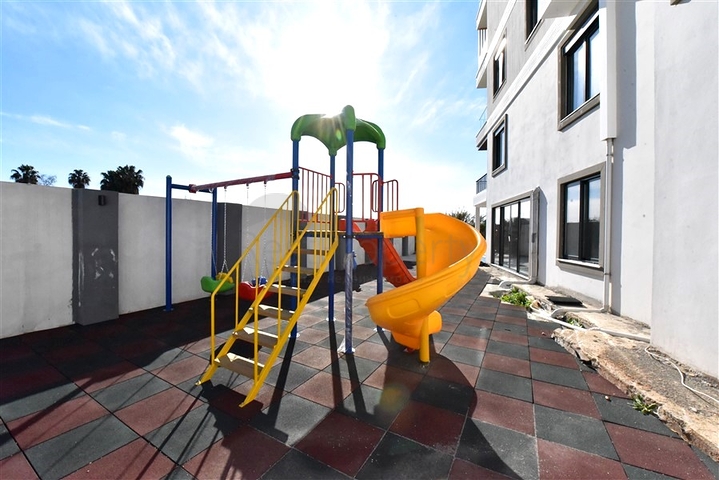 Geräumige 3+1-Wohnung für eine große Familie in der Nähe von Oba 