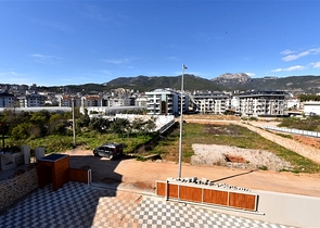 Geräumige 3+1-Wohnung für eine große Familie in der Nähe von Oba 