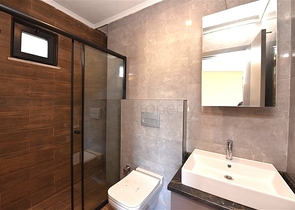 Geräumige 3+1-Wohnung für eine große Familie in der Nähe von Oba 