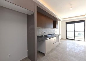 Geräumige 3+1-Wohnung für eine große Familie in der Nähe von Oba 