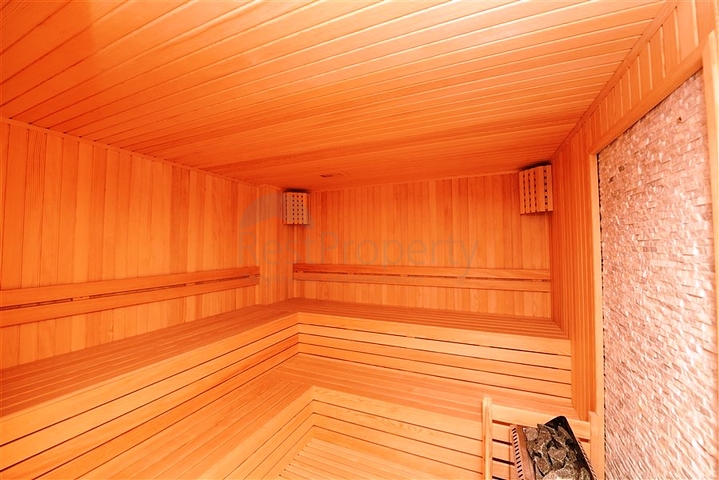 Geräumige Wohnung in einem neuen Komplex