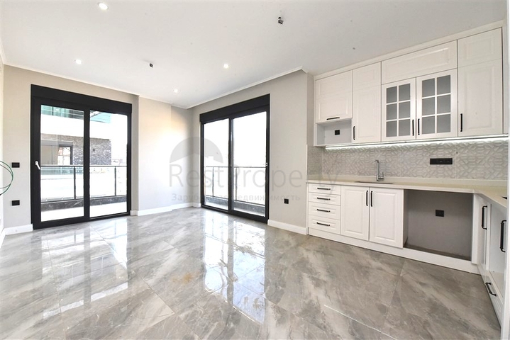 Geräumige Wohnung in einem neuen Komplex