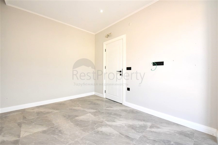 Geräumige Wohnung in einem neuen Komplex