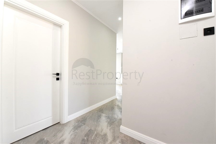 Geräumige Wohnung in einem neuen Komplex