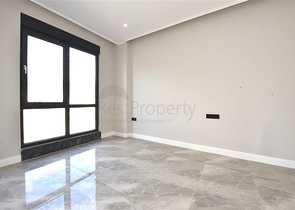 Geräumige Wohnung in einem neuen Komplex