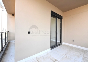 Geräumige Wohnung in einem neuen Komplex