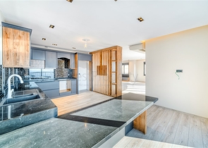 Villen mit Meerblick in zentraler Lage in Alanya