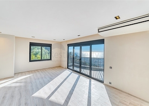 Villen mit Meerblick in zentraler Lage in Alanya