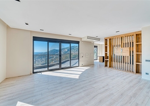 Villen mit Meerblick in zentraler Lage in Alanya