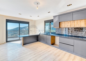 Villen mit Meerblick in zentraler Lage in Alanya