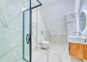 Villen mit Meerblick in zentraler Lage in Alanya