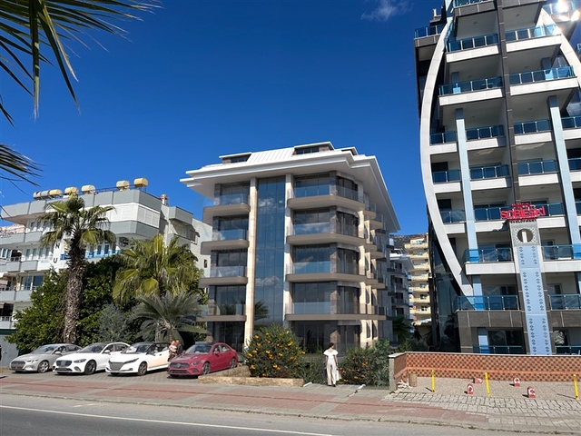 Der im Bau befindliche Komplex befindet sich in erster Linie in der Nähe von Mahmutlar 