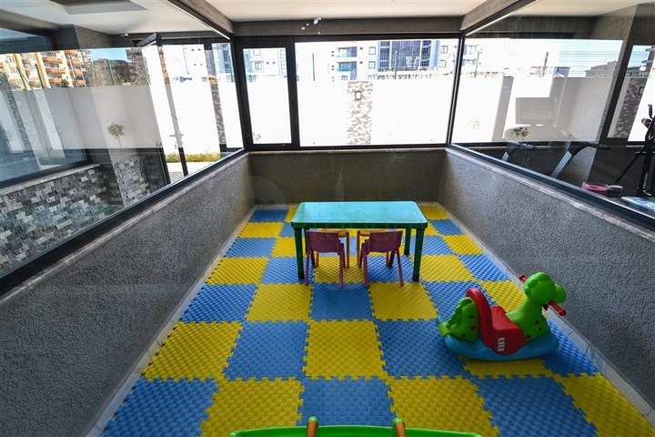 Penthouse 3+1 in einer Wohnanlage mit Infrastruktur im Stadtteil Kargicak