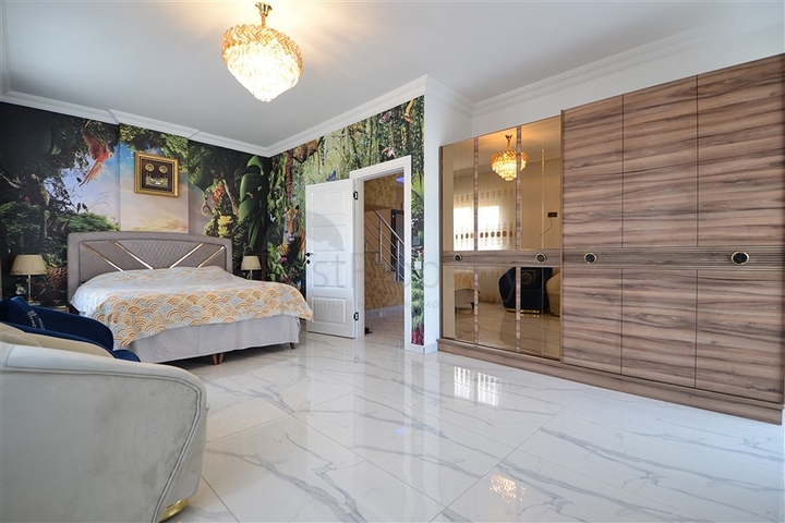 Penthouse 3+1 in einer Wohnanlage mit Infrastruktur im Stadtteil Kargicak