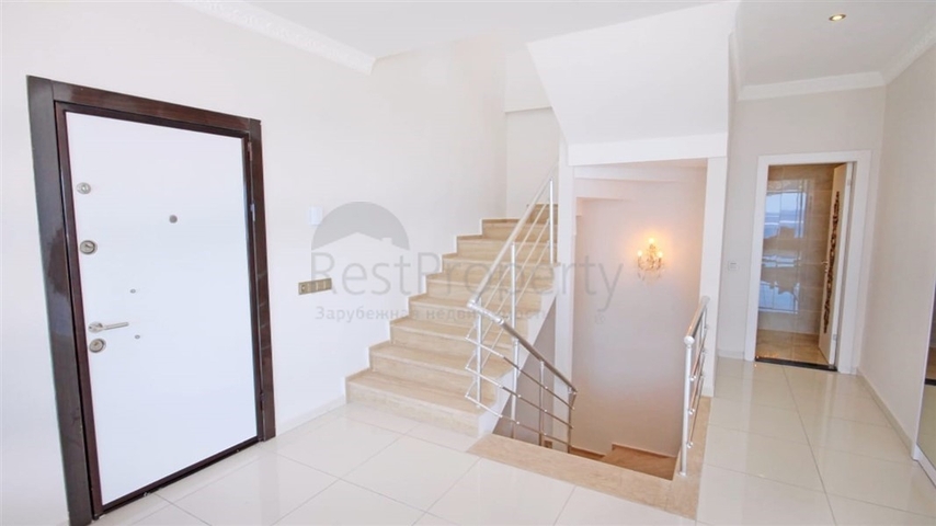 5+1 Penthouse im Stadtteil Mahmutlar 