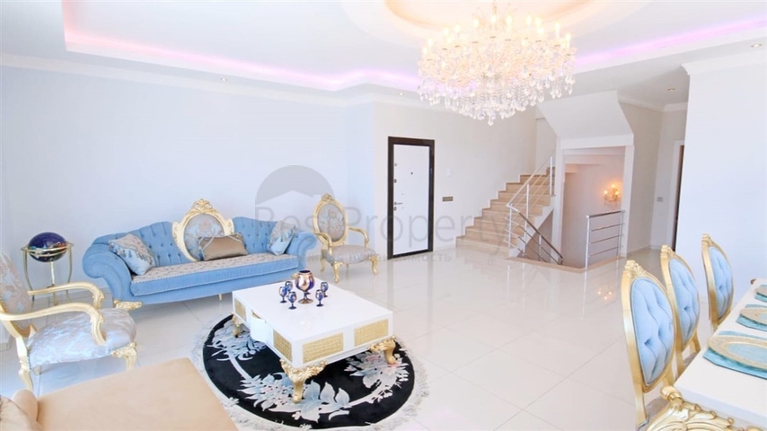 5+1 Penthouse im Stadtteil Mahmutlar 