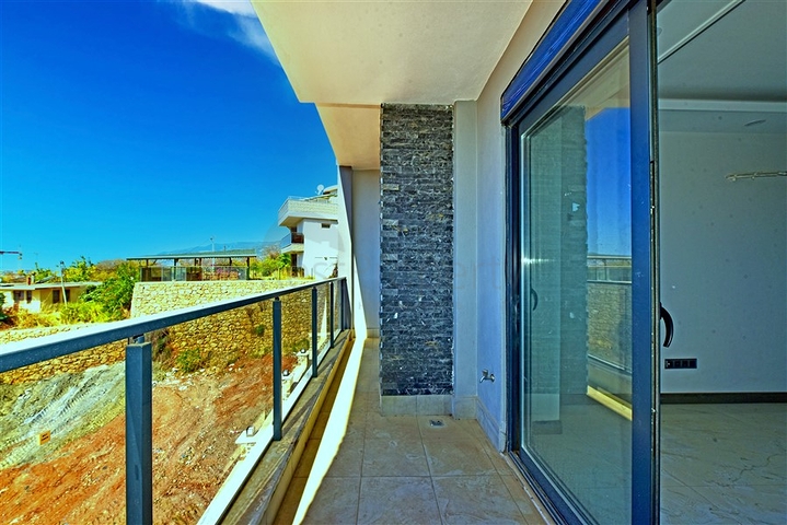 Der im Bau befindliche Clubkomplex im Bezirk Oba