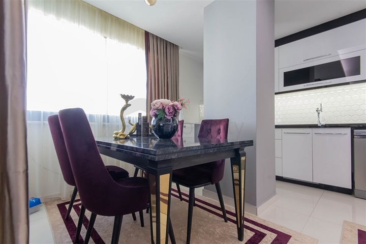 Geräumiges Penthouse am Mittelmeer