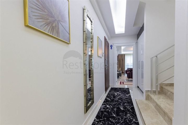 Geräumiges Penthouse am Mittelmeer