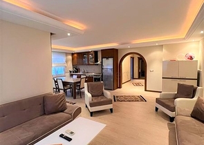 2+1 Wohnung in der ersten Zeile im Stadtteil Mahmutlar