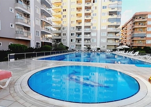 2+1 Wohnung in der ersten Zeile im Stadtteil Mahmutlar