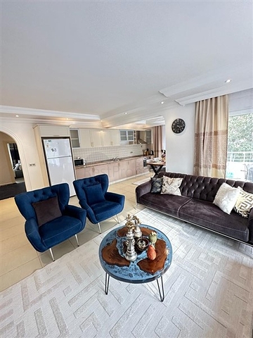 Geräumige 2+1-Wohnung im Stadtteil Oba