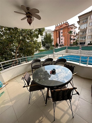 Geräumige 2+1-Wohnung im Stadtteil Oba