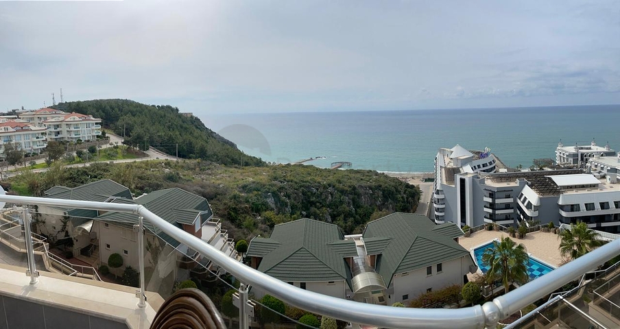 4+1 Penthouse mit Meerblick im Stadtteil Konakli