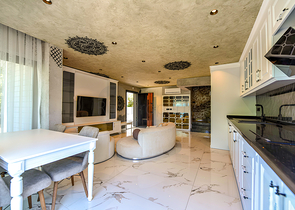 Möblierte 3+1 Villa in Kargicak