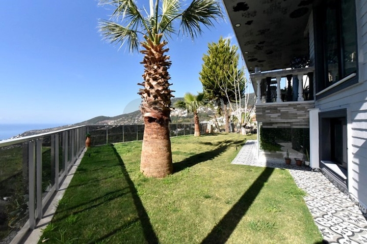 3+1 Villa im Zentrum von Alanya