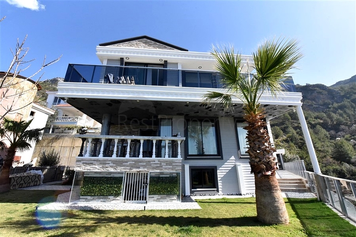 3+1 Villa im Zentrum von Alanya