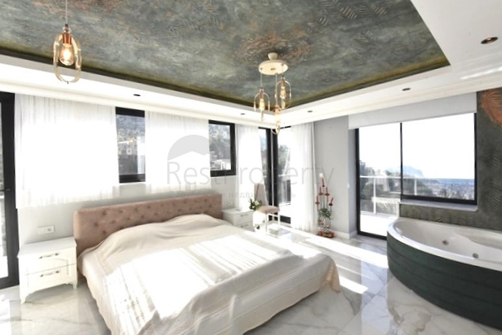 3+1 Villa im Zentrum von Alanya