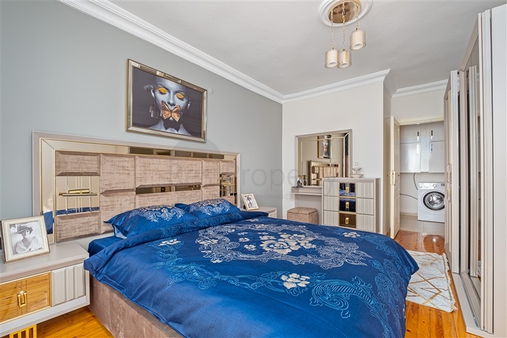 Zweizimmerwohnung in Oba am Meer