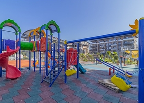 Wohnung vom Eigentümer in einem großen Komplex mit 1+1 Grundriss in der exklusiven Gegend von Oba