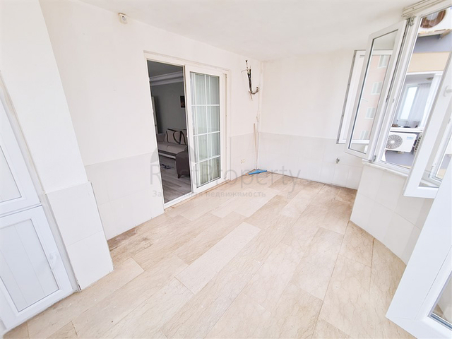 Helle, geräumige Wohnung im europäischen Viertel von Tosmur