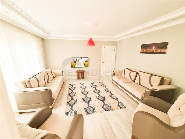 Helle, geräumige Wohnung im europäischen Viertel von Tosmur