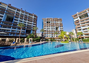 Geräumige Wohnung mit Designer-Renovierung