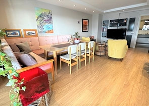 Geräumige Wohnung mit Designer-Renovierung