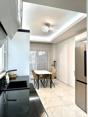 Geräumiges 3+1 Penthouse in der Nähe von Oba